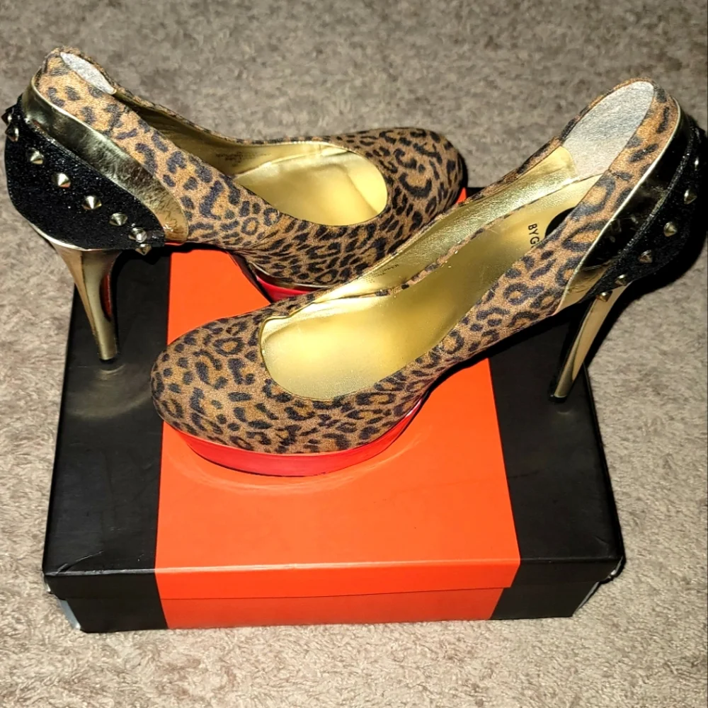 Multi Color Platforms - Picture 2 of 4